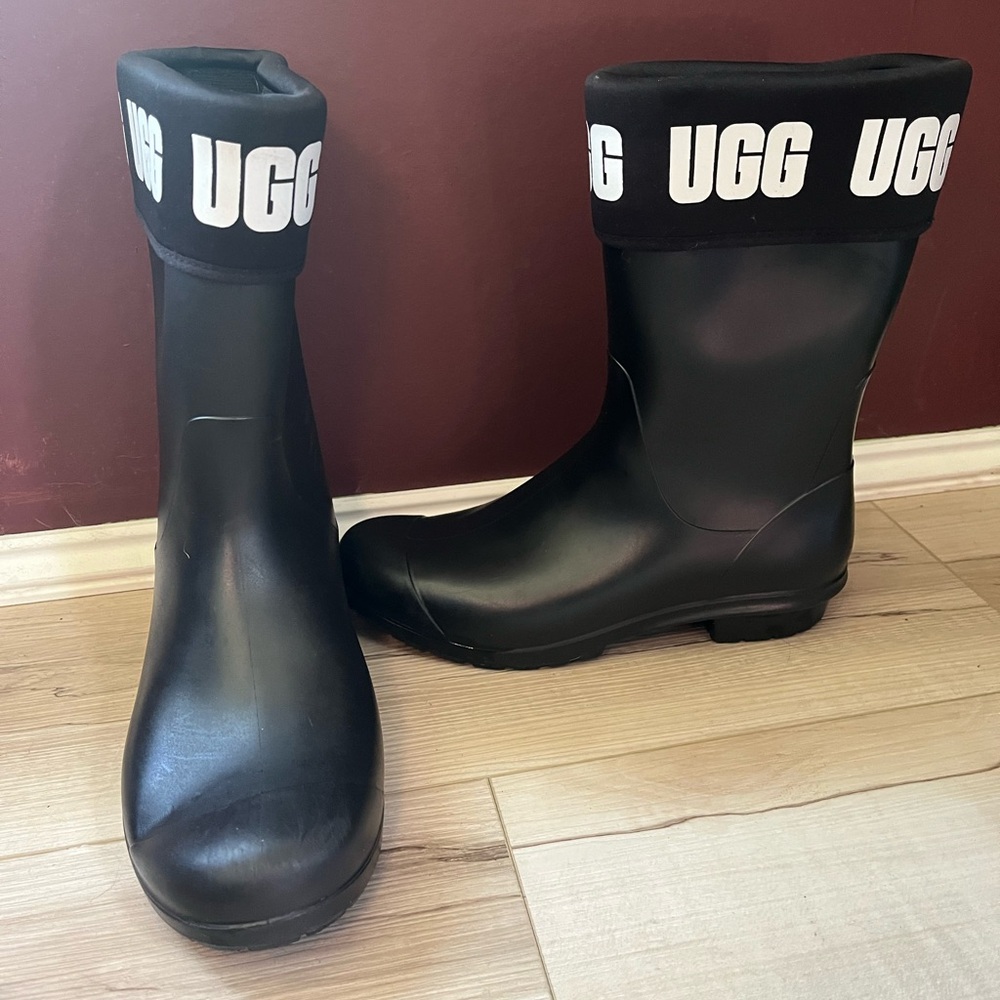 UGG snow boots